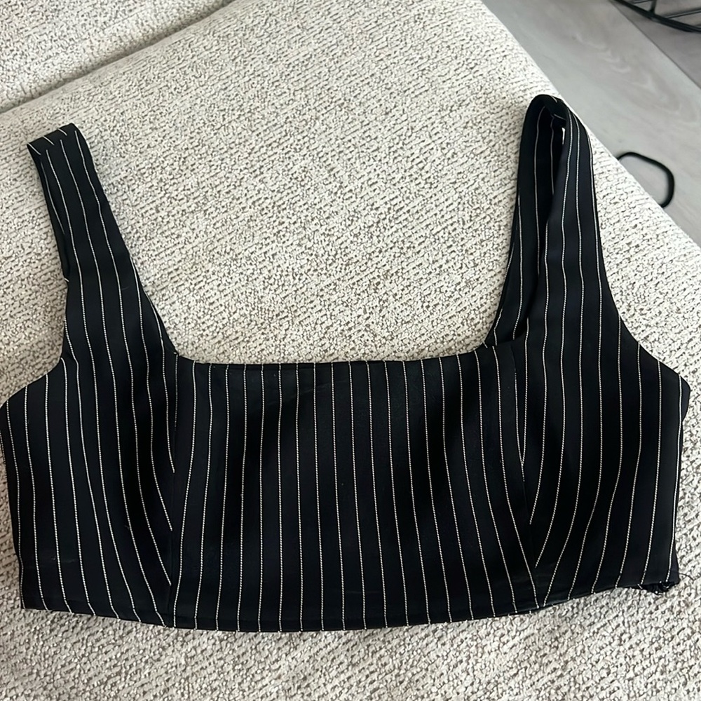 Black & white pinstripe crop top